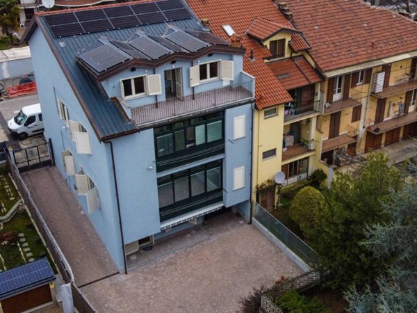 intera palazzina in vendita a Chivasso