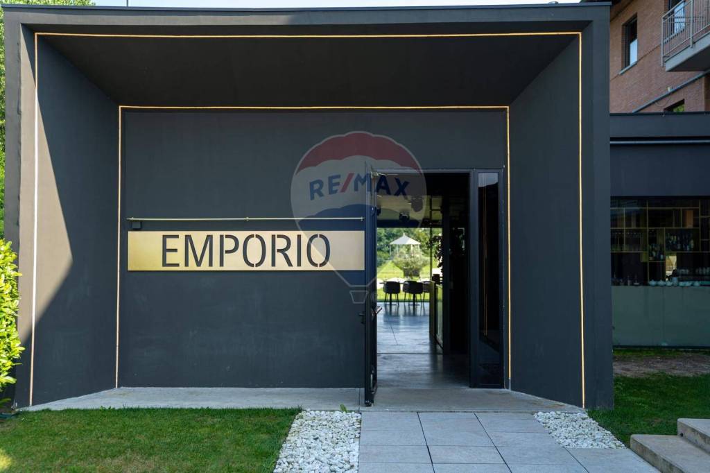 negozio in vendita a Chivasso