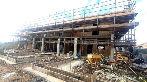 casa indipendente in vendita a Chivasso