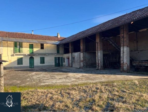 casa indipendente in vendita a Chivasso in zona Mandria