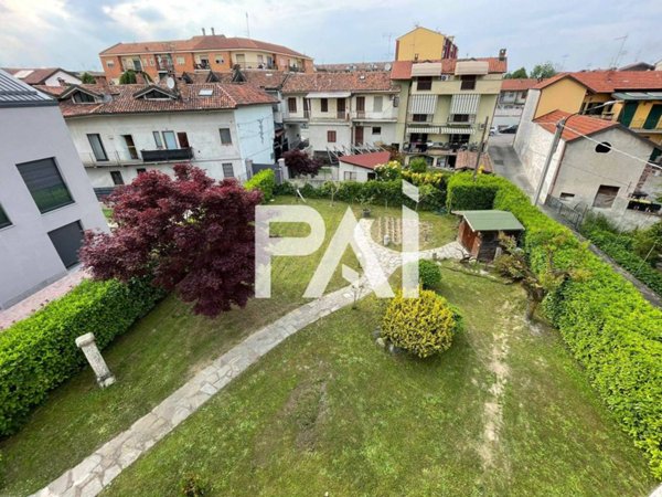 casa indipendente in vendita a Chivasso