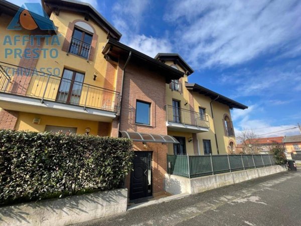 appartamento in vendita a Chivasso in zona Castelrosso
