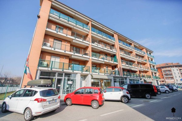 negozio in vendita a Chivasso