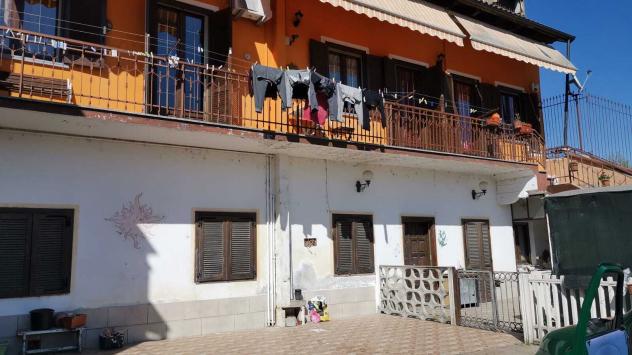 appartamento in vendita a Chivasso in zona Pratoregio