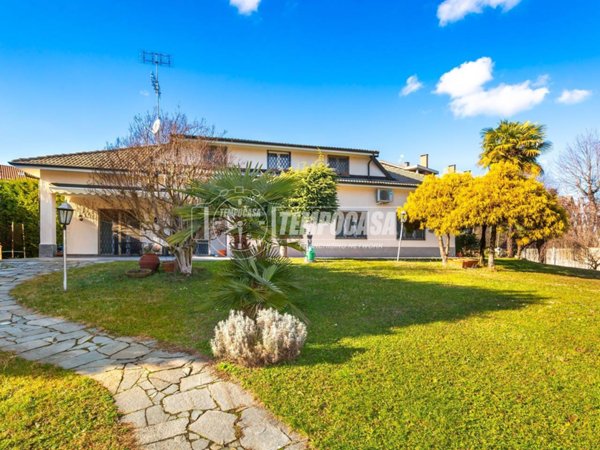 casa indipendente in vendita a Chivasso