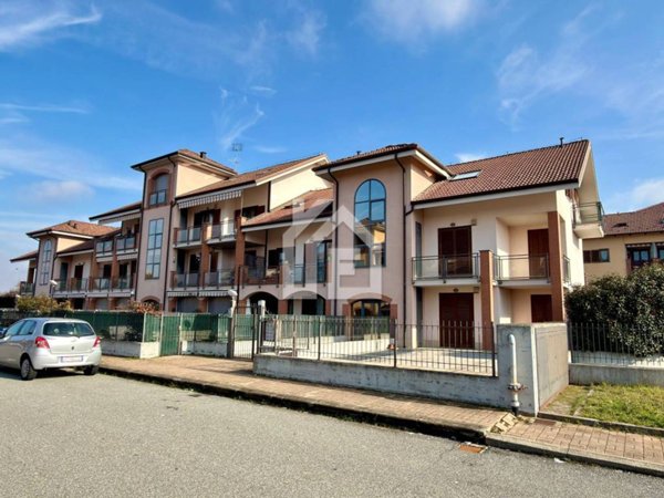 appartamento in vendita a Chivasso in zona Borghetto