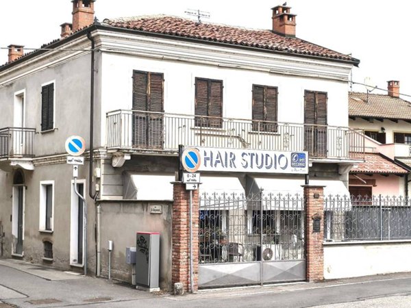 appartamento in vendita a Chivasso in zona Castelrosso