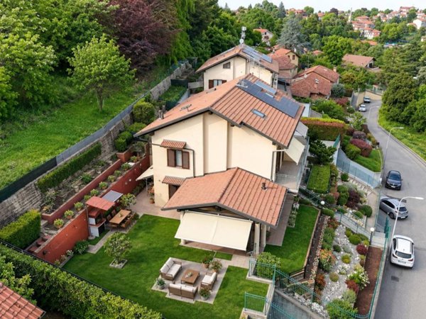 casa indipendente in vendita a Chivasso