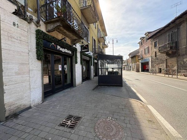 negozio in vendita a Chivasso
