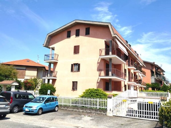 appartamento in vendita a Chivasso in zona Borghetto