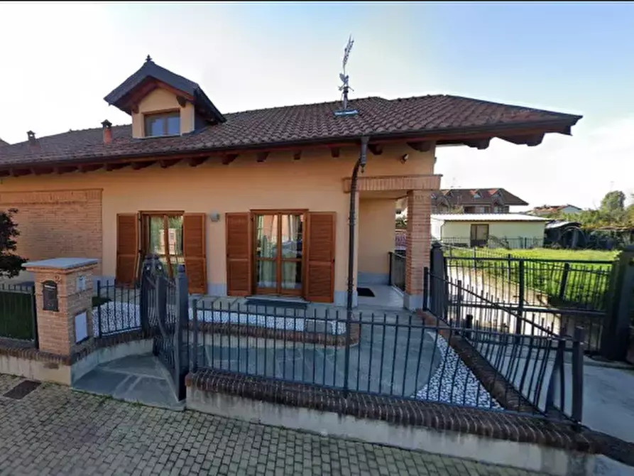casa indipendente in vendita a Chivasso