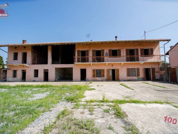 casa indipendente in vendita a Chivasso in zona Betlemme