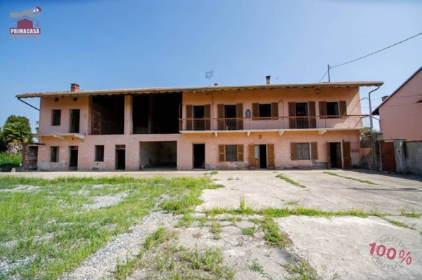casa indipendente in vendita a Chivasso in zona Betlemme