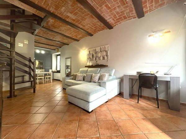 casa indipendente in vendita a Chivasso in zona Castelrosso