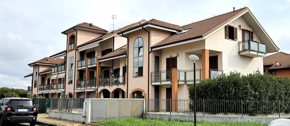 appartamento in vendita a Chivasso in zona Castelrosso