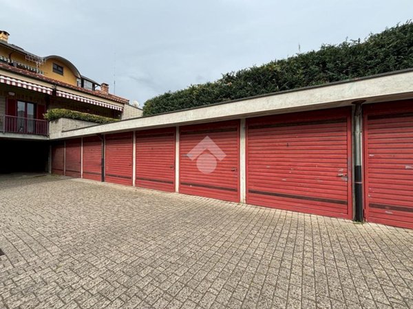 negozio in vendita a Chivasso