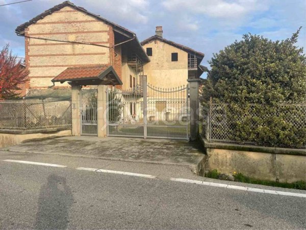 casa indipendente in vendita a Ciconio