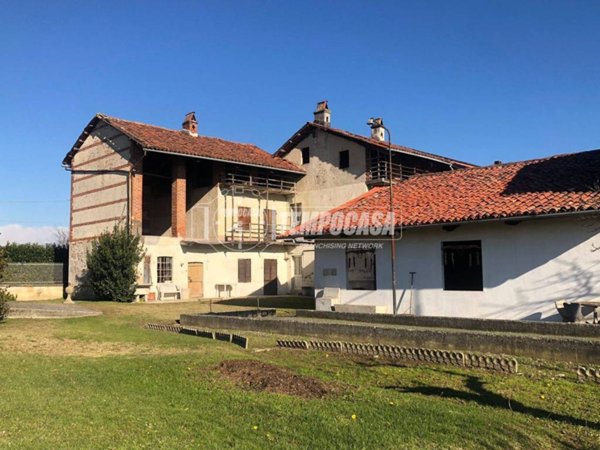 casa indipendente in vendita a Ciconio