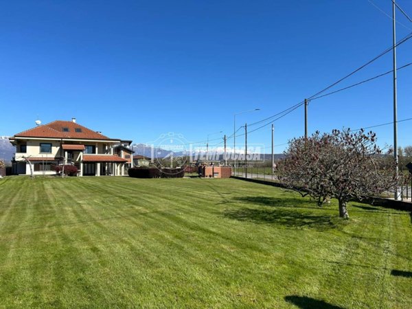 casa indipendente in vendita a Ciconio