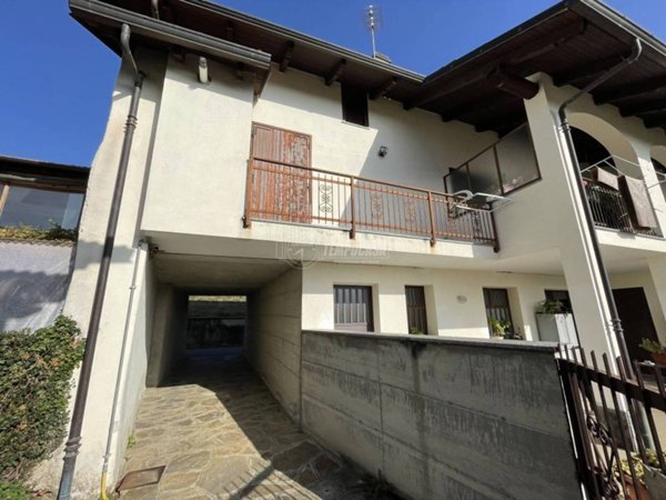 casa indipendente in vendita a Cintano in zona San Rocco