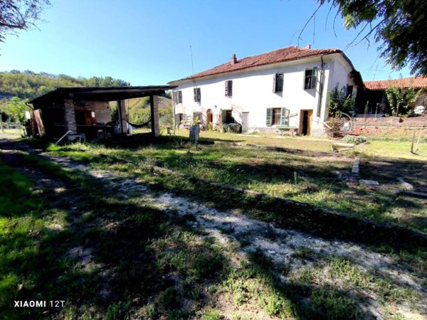 casa indipendente in vendita a Cinzano