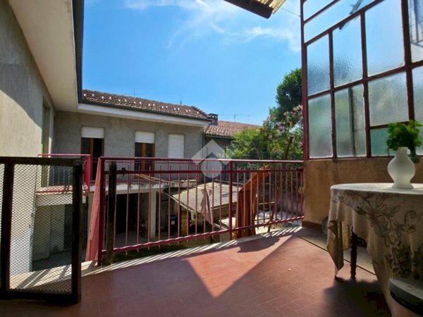 casa indipendente in vendita a Cinzano