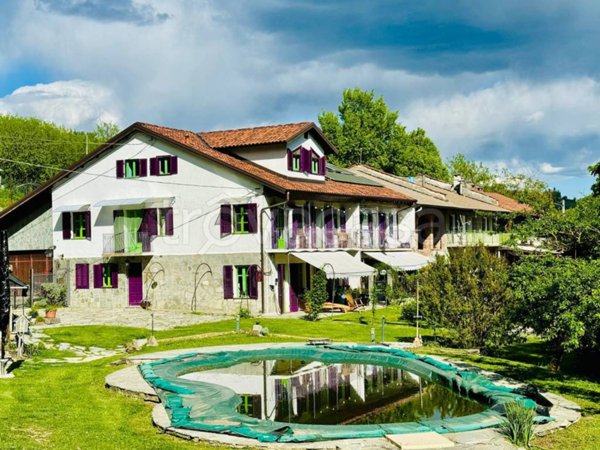 casa indipendente in vendita a Cinzano
