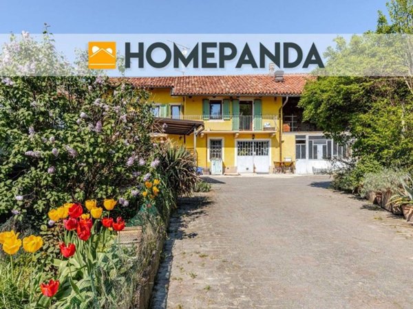 casa indipendente in vendita a Cinzano