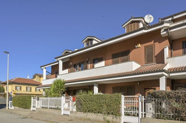 casa indipendente in vendita a Ciriè