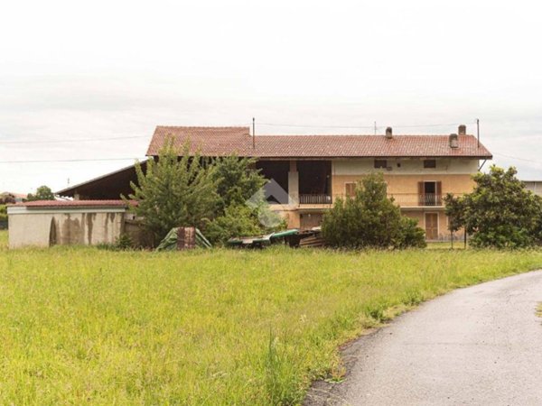 casa indipendente in vendita a Ciriè