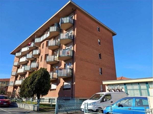 intera palazzina in vendita a Ciriè
