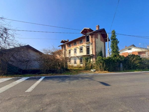 casa indipendente in vendita a Ciriè