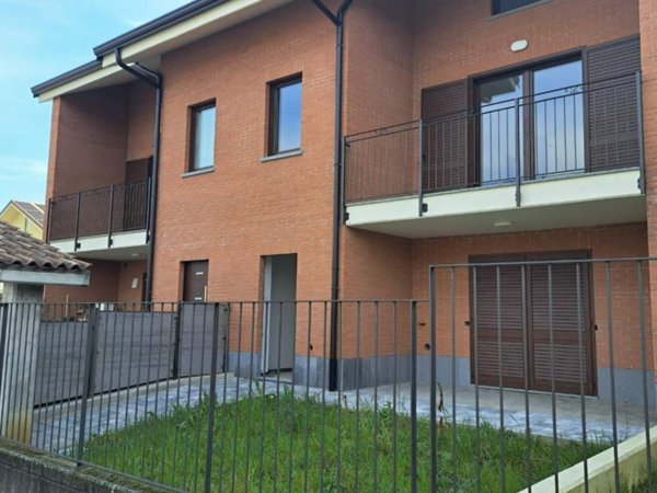casa indipendente in vendita a Ciriè