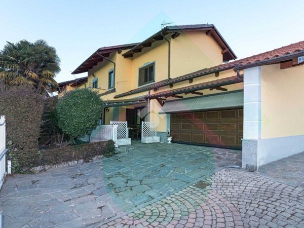 casa indipendente in vendita a Ciriè