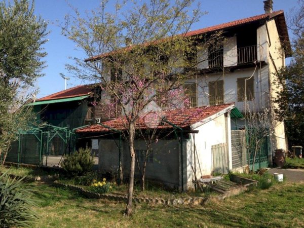 casa indipendente in vendita a Ciriè