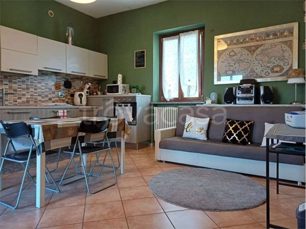 appartamento in vendita a Ciriè in zona Devesi