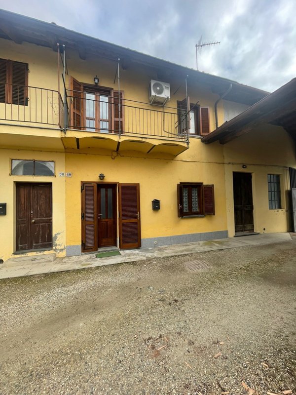 casa indipendente in vendita a Ciriè