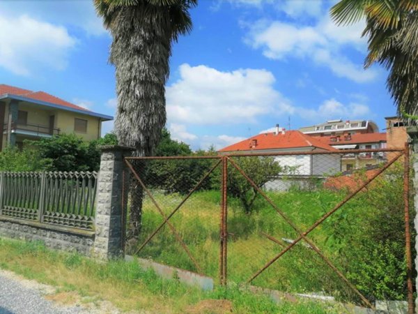 terreno edificabile in vendita a Ciriè