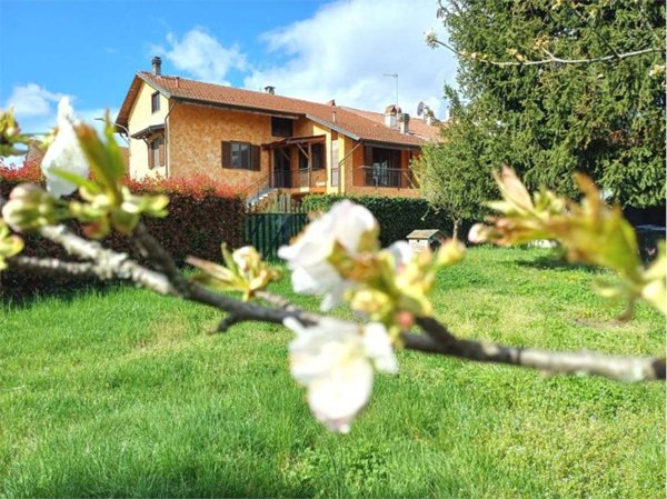 casa indipendente in vendita a Ciriè