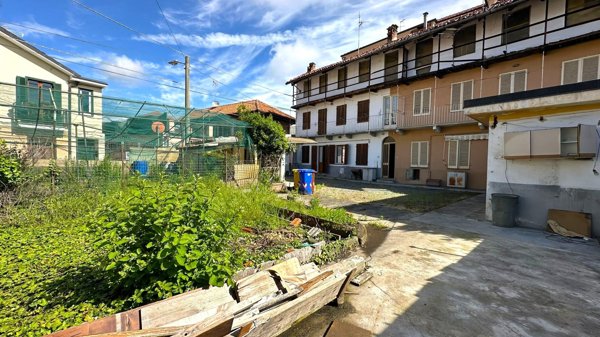casa indipendente in vendita a Ciriè