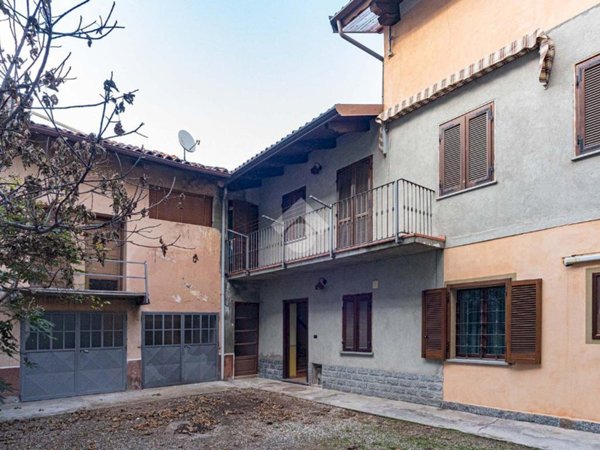casa semindipendente in vendita a Ciriè