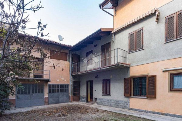casa semindipendente in vendita a Ciriè