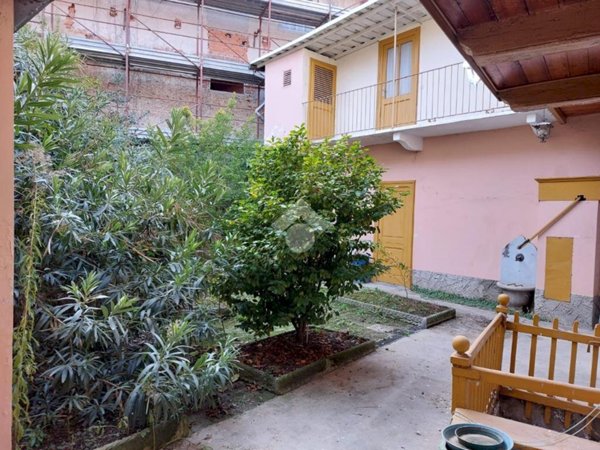casa indipendente in vendita a Ciriè