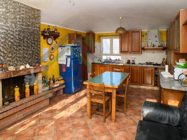 casa indipendente in vendita a Ciriè