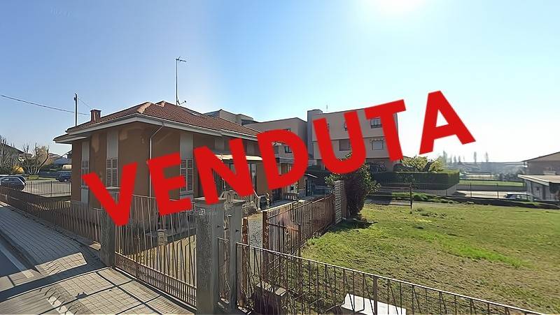 casa indipendente in vendita a Ciriè