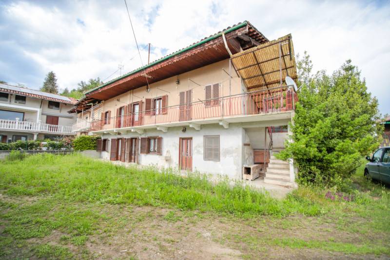 casa indipendente in vendita a Ciriè