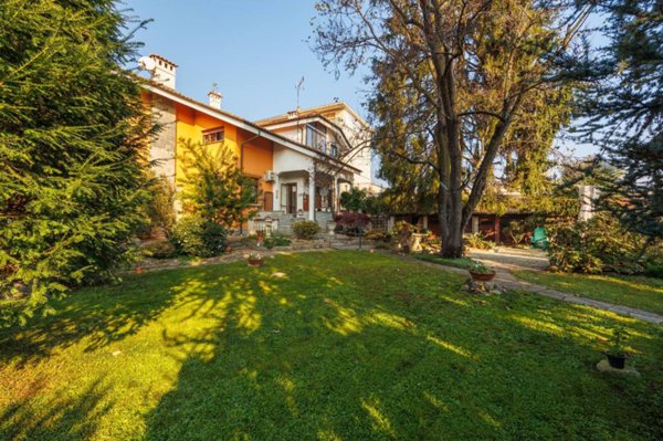 casa indipendente in vendita a Ciriè