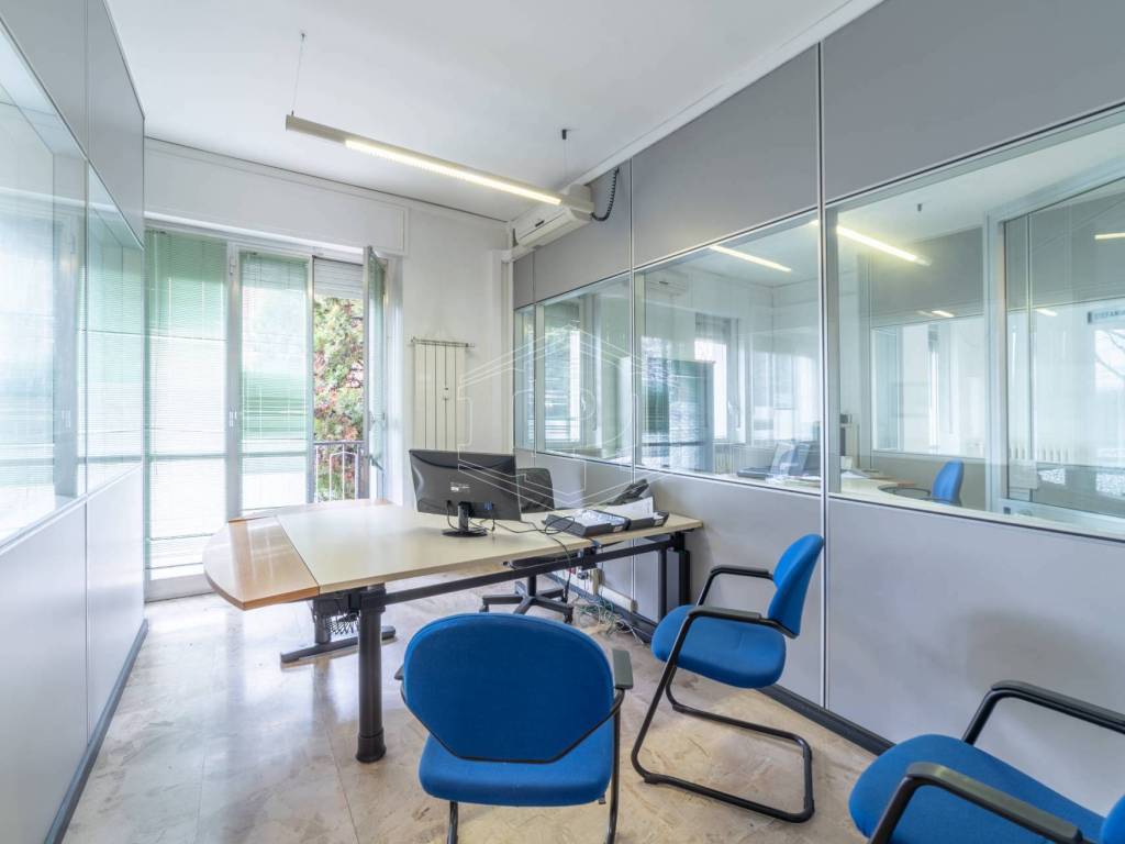 ufficio in vendita a Ciriè