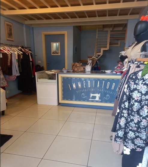 negozio in vendita a Ciriè