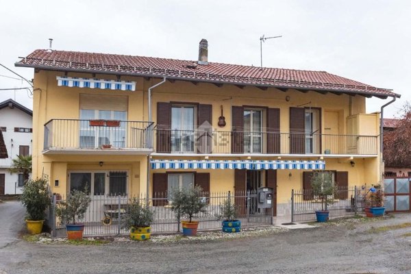 casa indipendente in vendita a Ciriè